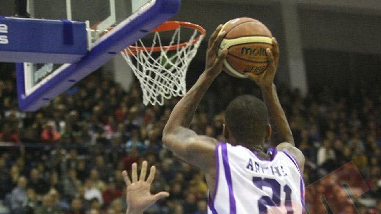 Tăiați împrejur!** BC Timișoara - BC Galil Gilboa 76-83 (42-44)