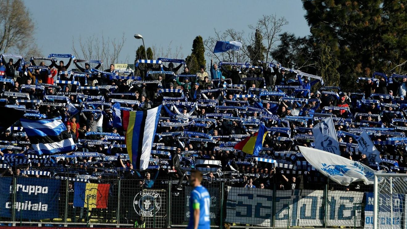 Universitatea Craiova nu va fi susţinută de fani în Trivale. „Bazaconia FRF", motivul absenţei galeriei din Bănie