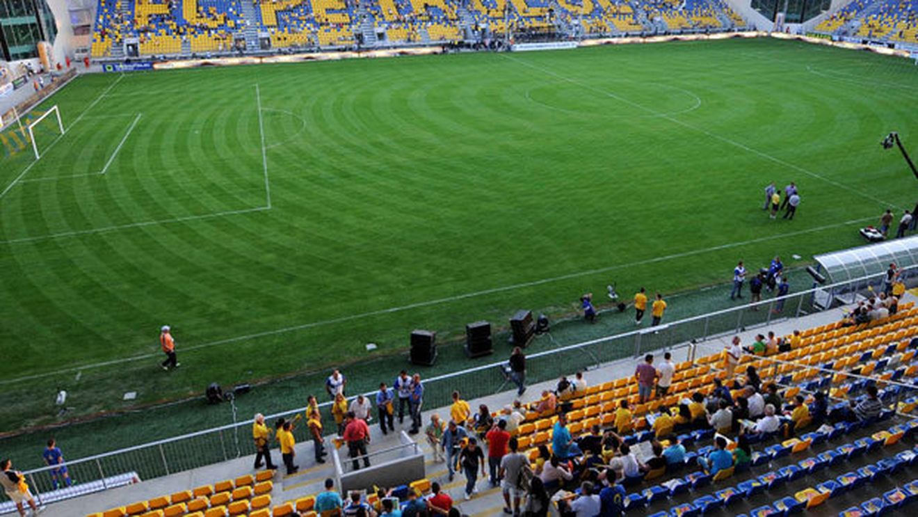 Plecare cu peripeții! Șase ore în aeroport