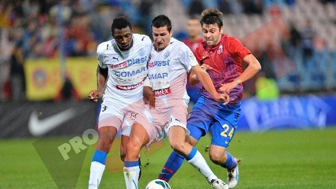 Steaua îi cere explicații lui Pădureanu:** "Ar trebui să tacă din gură sau să spună clar ce înseamnă pentru el "două parașute pe teren!" 