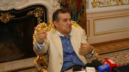 "În iarnă dau 5 milioane pe un atacant!"** VEZI ce "TRANSFER-BOMBĂ‚" pregătește Becali și ce plan diabolic are!