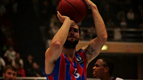 Steaua a câștigat derby-ul cu Dinamo, scor 85-83, în Liga Națională de Baschet