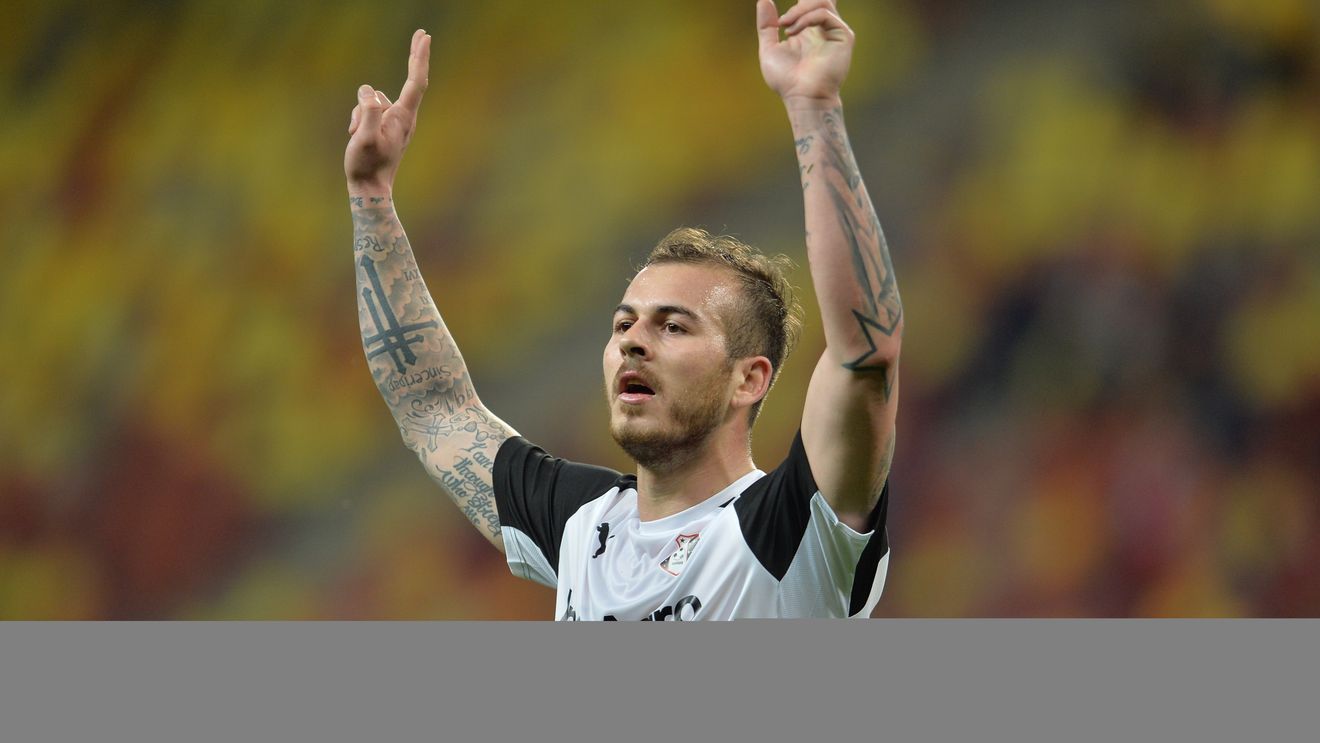 Iordănescu l-a contactat pe Alibec înainte de show-ul oferit de atacant cu Dinamo: "A ținut cont de mesajul meu!"