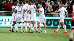 Fostul finalist al Cupei României și-a justificat absența din cele două meciuri de baraj: „Am fost în spital pe perfuzii, iar apoi mi-a fost teamă să nu risc o accidentare. Eu termin contractul peste câteva zile!" EXCLUSIV