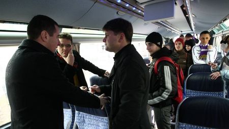 Poli a ajuns la Cluj!** Surpriza lui Uhrin pentru meciul cu CFR