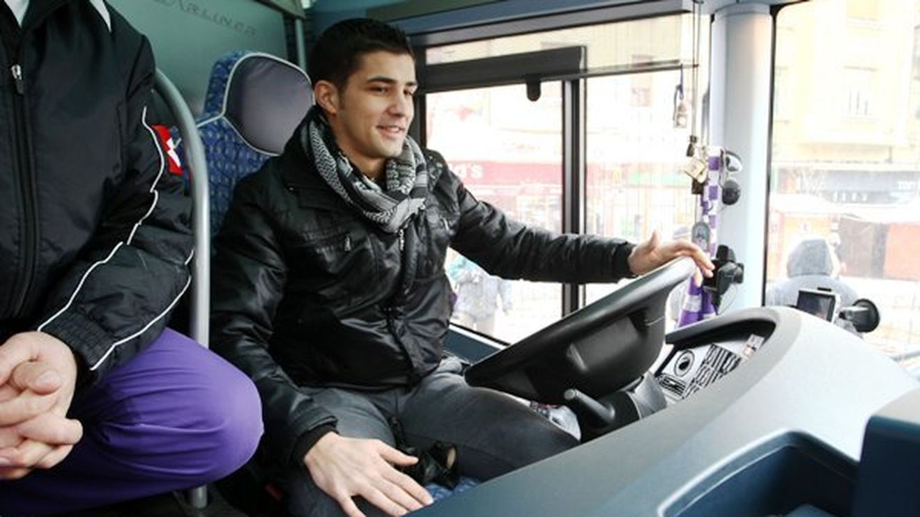 Uhrin bagă spaima în jucători! "Mai bine semna după antrenamente" :)