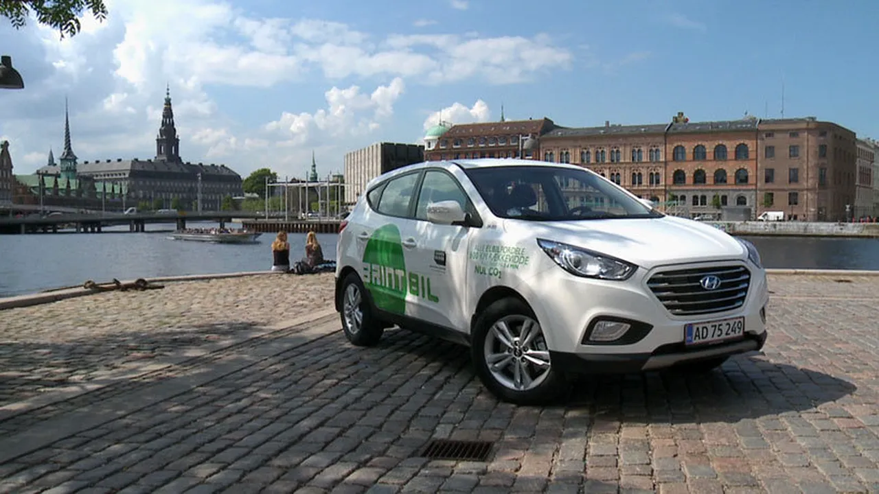 Premieră în Europa! Hyundai Motor a livrat primele 15 mașini x35 Fuel Cell alimentate cu hidrogen 