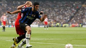 Chivu n-a jucat cu Genoa, dar face deplasarea în Anglia!** Va fi titular cu Tottenham?