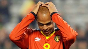 Steaua l-a contactat pe Marvin Ogunjimi, un fost internațional belgian. Atacantul de 26 de ani a semnat însă cu Stromsgodset 