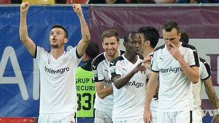 Trăiesc periculos și în 2016! Astra - CFR Cluj 2-2. Liderul a revenit de la 0-2 și a smuls egalul la ultima fază
