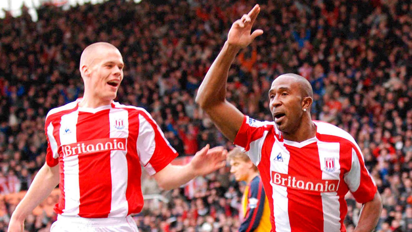 VIDEO **"Dubla" lui Fuller o scoate pe Arsenal din Cupa Angliei!