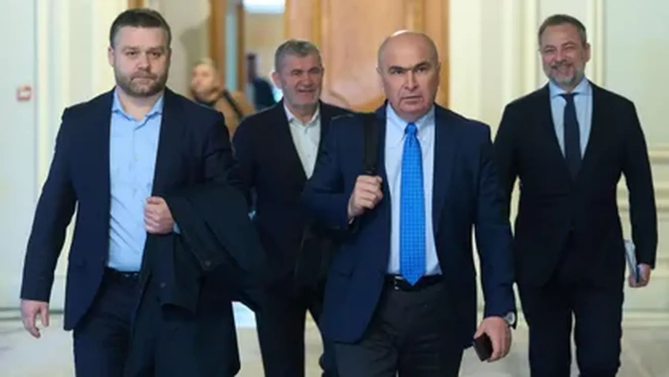 Are afaceri de miliarde cu statul și e în anturajul lui Ilie Bolojan, dar a reacționat virulent când a auzit că fiul său ar candida la primăria Botoșani: „Câștigă de 300 de ori mai mult!”