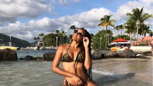 Partenera lui Kylian Mbappe este frumoasa Alicia Aylies, care a fost încoronată Miss Franța 2017! Tânara este amica lui Tom Cruise și visează să devină avocată | GALERIE FOTO