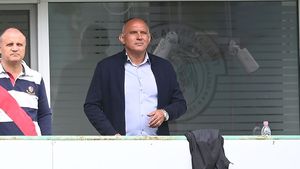 Florin Prunea, pus la zid după ce l-a criticat dur pe Mihai Stoichiță: „Lumea nu-i proastă! Nu te mai crede nimeni”