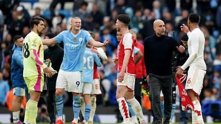 Egalul care îi poate aduce titlul lui Jurgen Klopp. „Radiografia” unei lupte pe muchie de cuțit. Cu ce rămânem după Manchester City - Arsenal, derby-ul etapei din Premier League. EDITORIAL ANDREI PREOTU