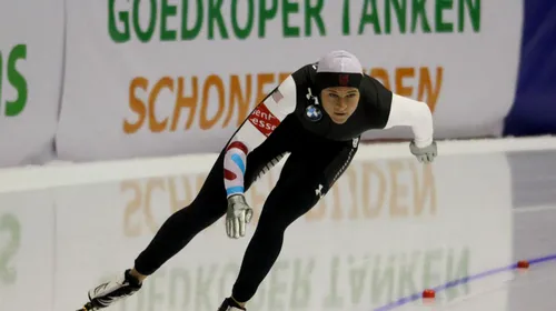 Brittany Bowe a stabilit un record mondial la 1000 metri la patinaj viteză