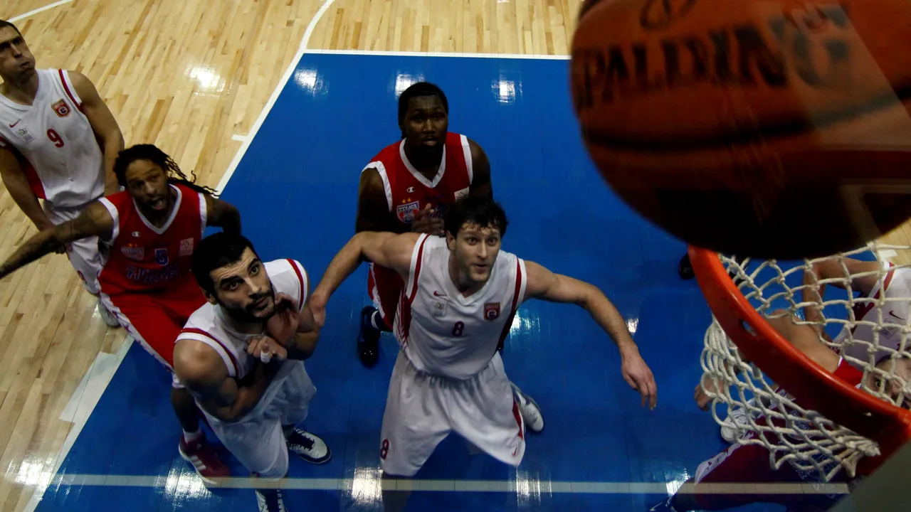 Steaua - CSM Oradea 89-83