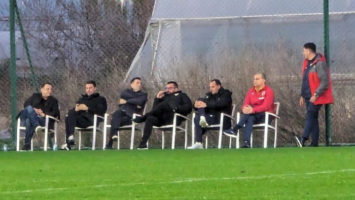 Apariție surpriză în cantonament echipei din Superliga! Finanțatorul care stă mai mult ascuns a venit lângă fotbalişti în Antalya