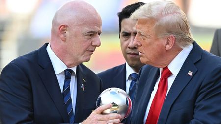 Infantino îl imploră pe Trump să-i salveze postul! Răsturnare de situație după ce președintele FIFA a vrut să vândă Cupa Mondială
