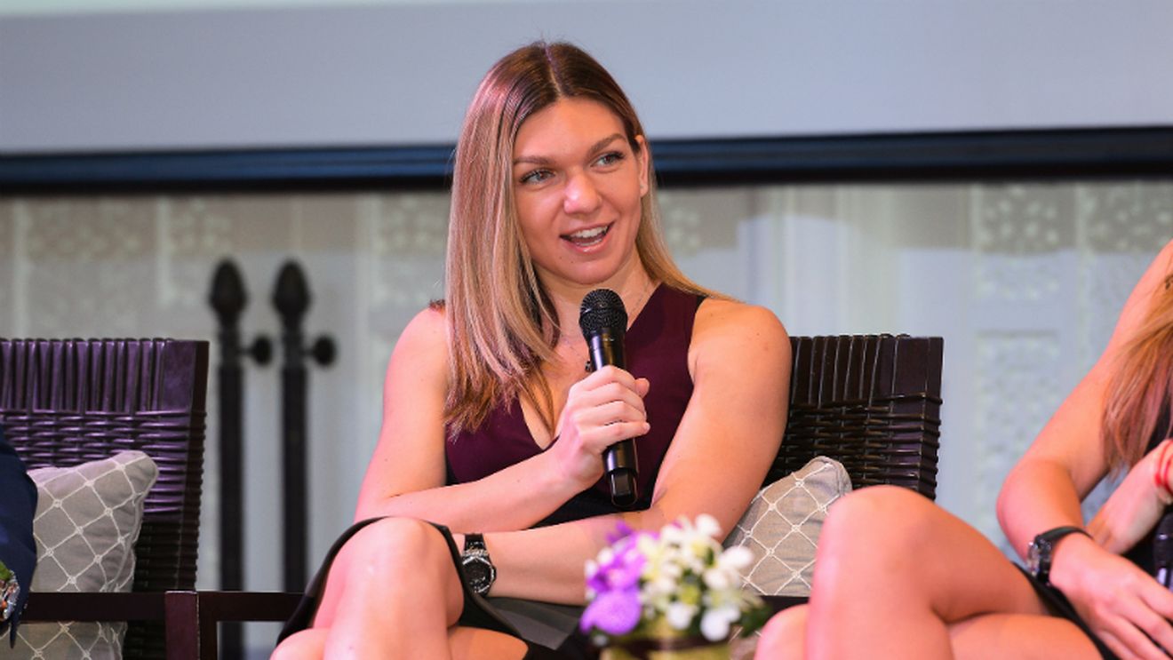 Halep a izbucnit în râs când a fost întrebată dacă ar poza în costum de baie, ca Șarapova sau Bouchard. Răspunsul Simonei