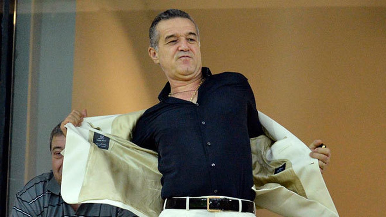 Becali își mușcă pumnii de ciudă! Ce jucător a dat afară!** E văzut printre cei mai buni din Liga Campionilor, alături de Tevez, Hazard sau Pato