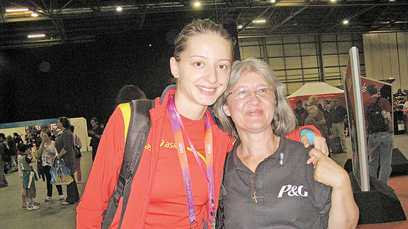 Mama cu patru suflete!** "Fetele Power Praf, gata de REVANȘĂ‚: țintesc AURUL pe echipe