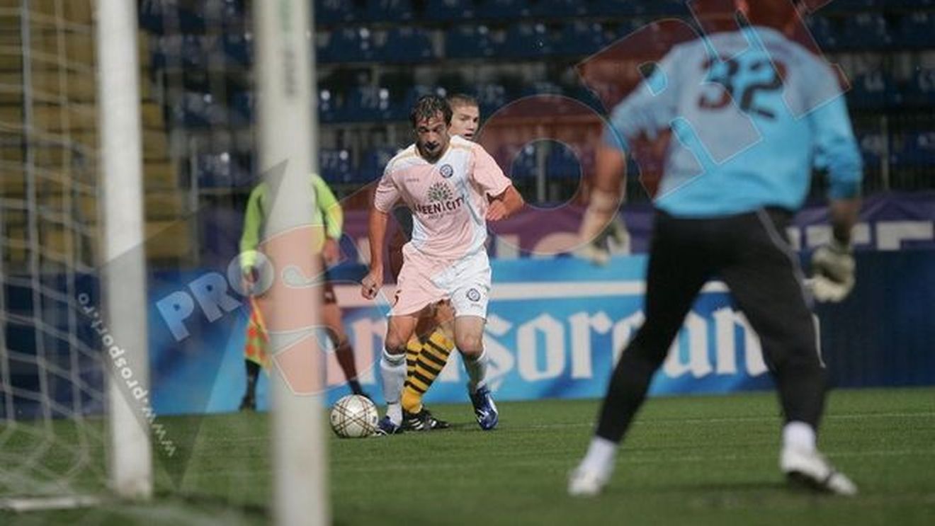 "Nu transfer pe nimeni de la Urziceni!** Unirea e valoroasă ca echipă, nu individual"