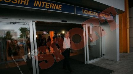 Becali susține că l-a convins pe Olăroiu să rămână la Steaua!** Au negociat în avion