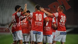 "Ciobi" îi îndeamnă pe dinamoviști să rămână modești!** "La începutul campionatului nu ne dădea nimeni șanse și acum suntem la 11 puncte de Steaua"