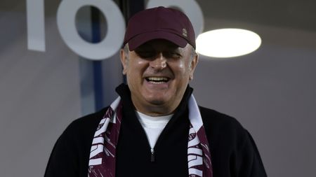 Dublă lovitură pentru Dan Şucu: a semnat contractul de milioane de euro şi Genoa a luat 3 puncte mari, iar afaceristul a dat imediat mesaj