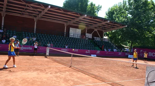 Ruxandra Dragomir si Jojo,** meci de tenis la feminin la turneul BCR Ladies Open