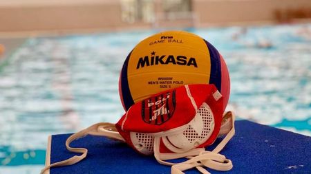 România încearcă imposibilul la polo feminin: calificarea la Campionatul European! În campionatul intern există doar trei echipe care joacă între ele | SPECIAL