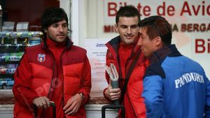 SHOW la plecarea echipelor românești în Antalya!** "Prizonieri" în avion din cauza CFR-ului! VEZI motivul întârzierii!