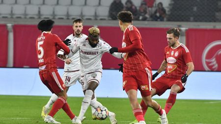 Cel mai bine plătit fotbalist al Rapidului, desființat fără menajamente după eșecul cu Sepsi: „La salariu pe care îl ai, nu poți juca așa”