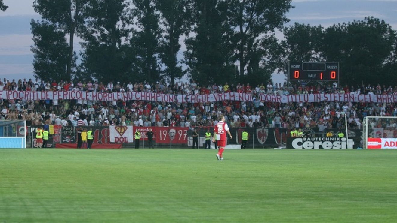 Fanii lui Dinamo:** „Vă rupem dacă nu luați titlul!"