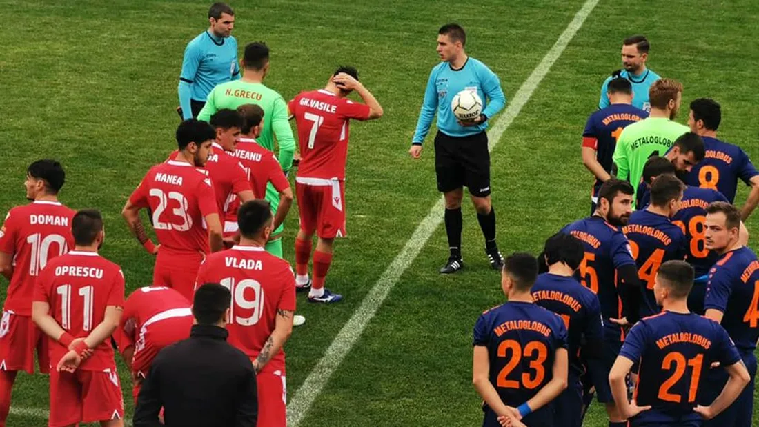 Momente halucinante au avut loc la meciul CSM Slatina - Metaloglobus: ”Fotbaliștii au fost înjurați și scuipați de președintele Consiliului Județean Olt.” Nici arbitrul nu a scăpat: ”Injurii xenofobe și amenințări”