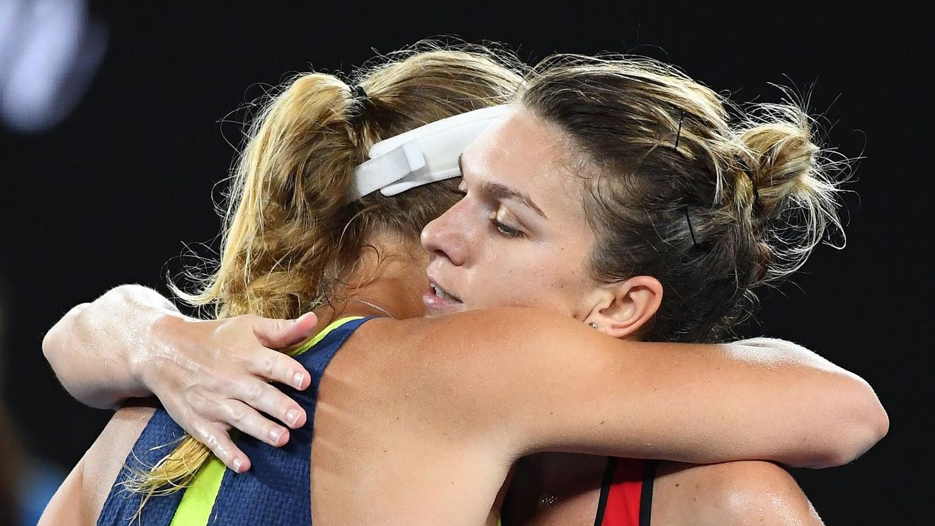 Prima reacție a Simonei Halep după ce a pierdut finala de la Australian Open: "Poate a patra oară va fi cu noroc". Discurs superb la adresa lui Wozniacki și aplauze din partea fanilor. VIDEO