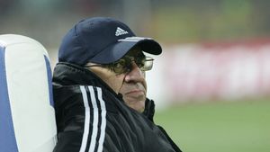 Hizo: "E injust ca unii să câștige din ofsaid și noi să pierdem!** Suntem mai buni decât Steaua"