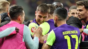 Americanii au venit după Louis Munteanu, dar ar putea transfera încă o vedetă de la CFR Cluj: „Și bunica îl vedea”