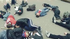 VIDEO Absolut mortal: o zi obișnuită din viața unui ultras al lui Zenit! Cea mai amuzantă parodie a săptămânii :)