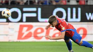 Reacția emoționantă a tatălui lui Alexandru Stoian, după golul care l-a făcut pe Gigi Becali să exclame: „Iau 30 de milioane de euro pe el!”