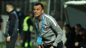 Cum a schimbat Toni Petrea, de fapt, jocul celor de la FCSB de când a luat echipa de la Edi Iordănescu! Un rival, dinamovist declarat, îl laudă pe omul lui Gigi Becali „S-a descătușat!”
