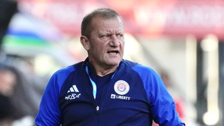 Dorinel Munteanu nu a mai suportat și, după ce s-a vorbit despre demisia lui, a răbufnit! Mesajul misterios: „Poate există altfel de criză”