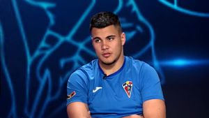 Cine este Muhammad Ali de România! La 20 de ani n-are adversar la Naționalele de box: „Trebuie să lovești fără să fii lovit”. EXCLUSIV