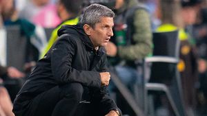 E gata! Rusul Savvidis îl vinde pe Răzvan Lucescu: 4.000.000 de euro de la arabi!