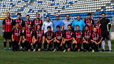 Alertă de COVID-19 la Brașov, înainte de play-off-ul care stabilește campioana județeană! Un apropiat al liderul Ligii a 4-a e în stare gravă la spital: ”A fost în contact cu un fotbalist al echipei”