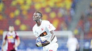 Dinamo primește întăriri pentru derby-ul cu Rapid!*** Issa Ba și Alvarez ar putea juca cu giuleștenii