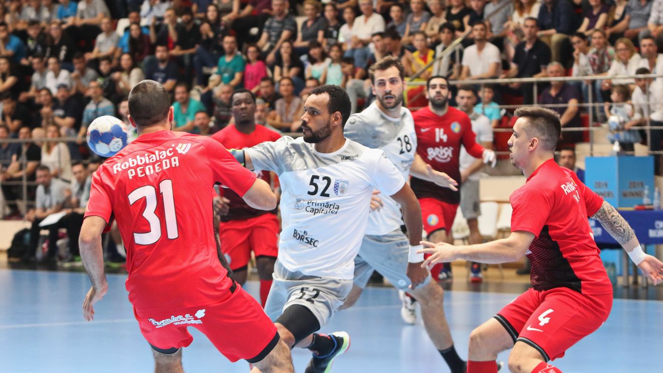 Momentul de satisfacție al „tigrilor"! CSM București a câștigat Cupa Challenge la handbal masculin