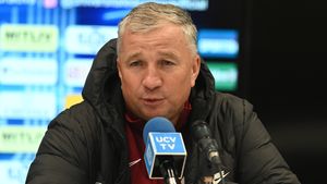 Dan Petrescu a răbufnit la conferința de presă „Hai că vorbesc singur, la revedere!”