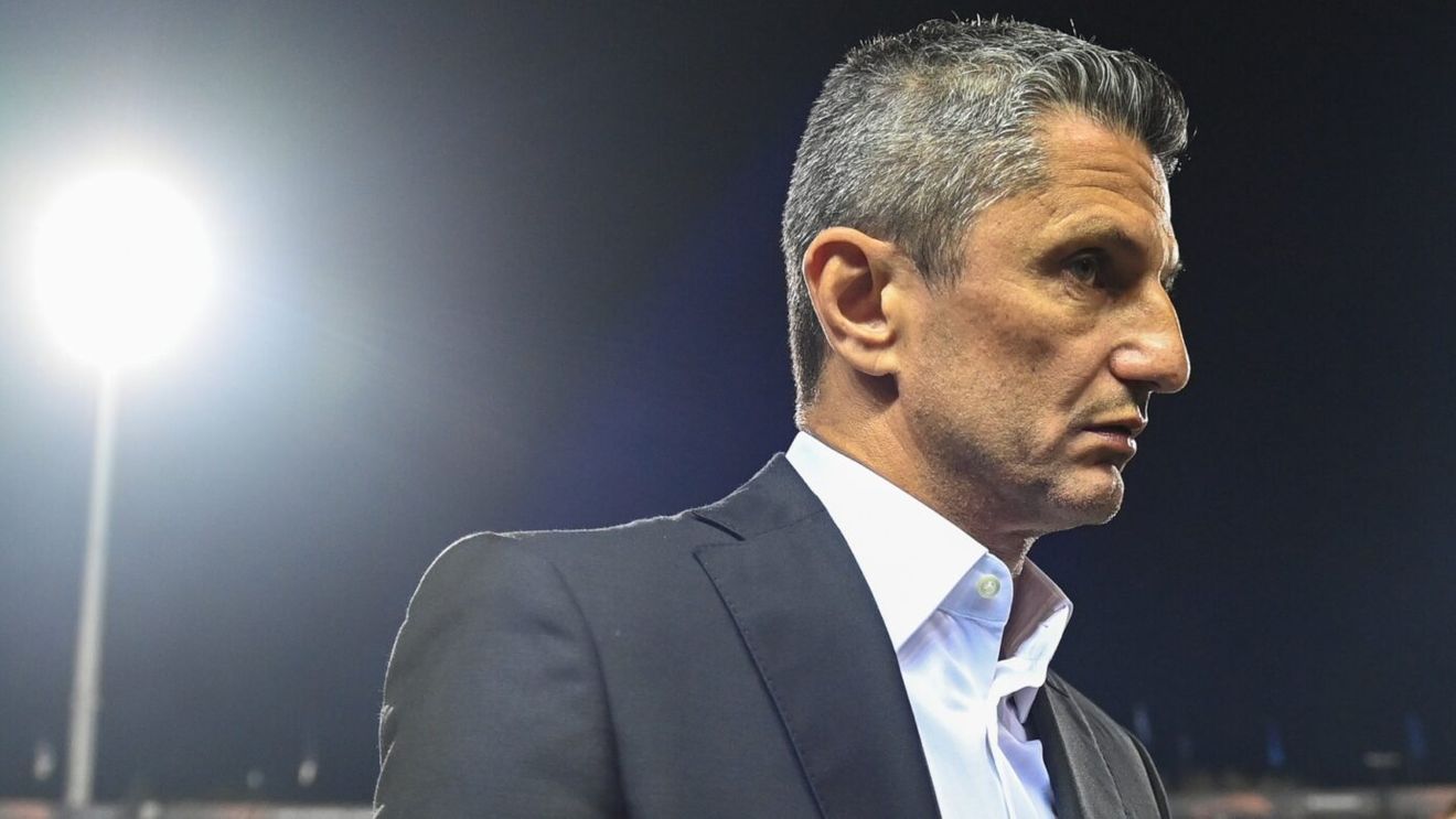 Răzvan Lucescu, proiect fabulos pentru titlu în anul centenarului: "15 transferuri, greci şi străini. Să fie toți alături de el"